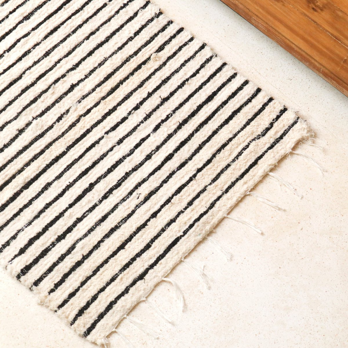 Small cotton rug - striped runner - boho rug black and white - soft bed mat - hand-woven rectangular rug 70x50 cm UNTUK