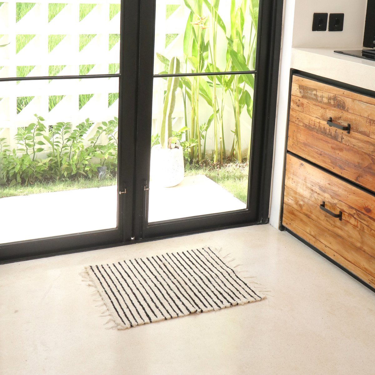 Small cotton rug - striped runner - boho rug black and white - soft bed mat - hand-woven rectangular rug 70x50 cm UNTUK