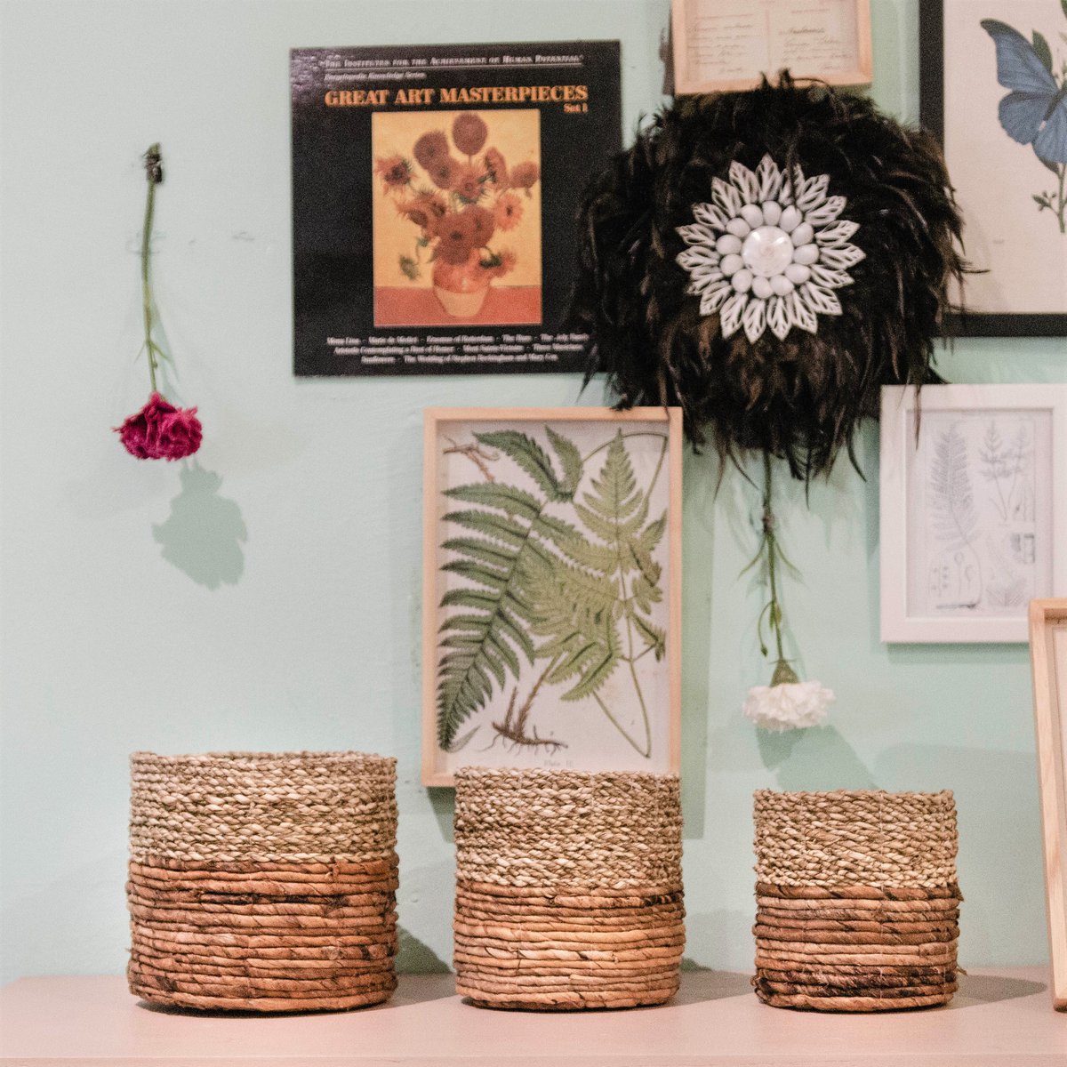 Small Seagrass Basket BHINNEKA (two-tone) | Plant Basket | Small Storage Basket | Woven Boho Basket | Planter | Decorative Basket | Round Flower Basket