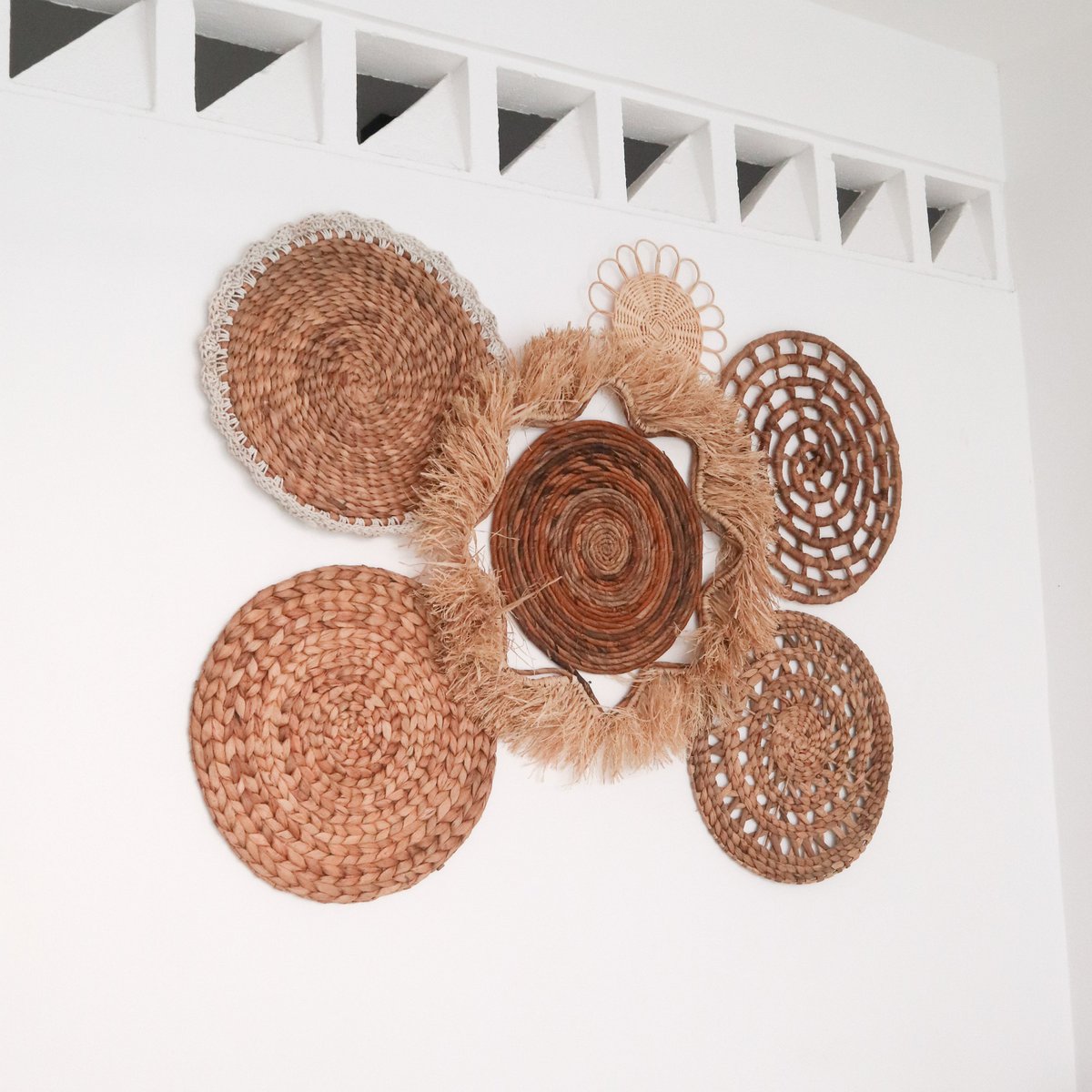 Dalum Set van Zes Handgeweven Wanddecoraties – Natuurlijke Boho Sfeer