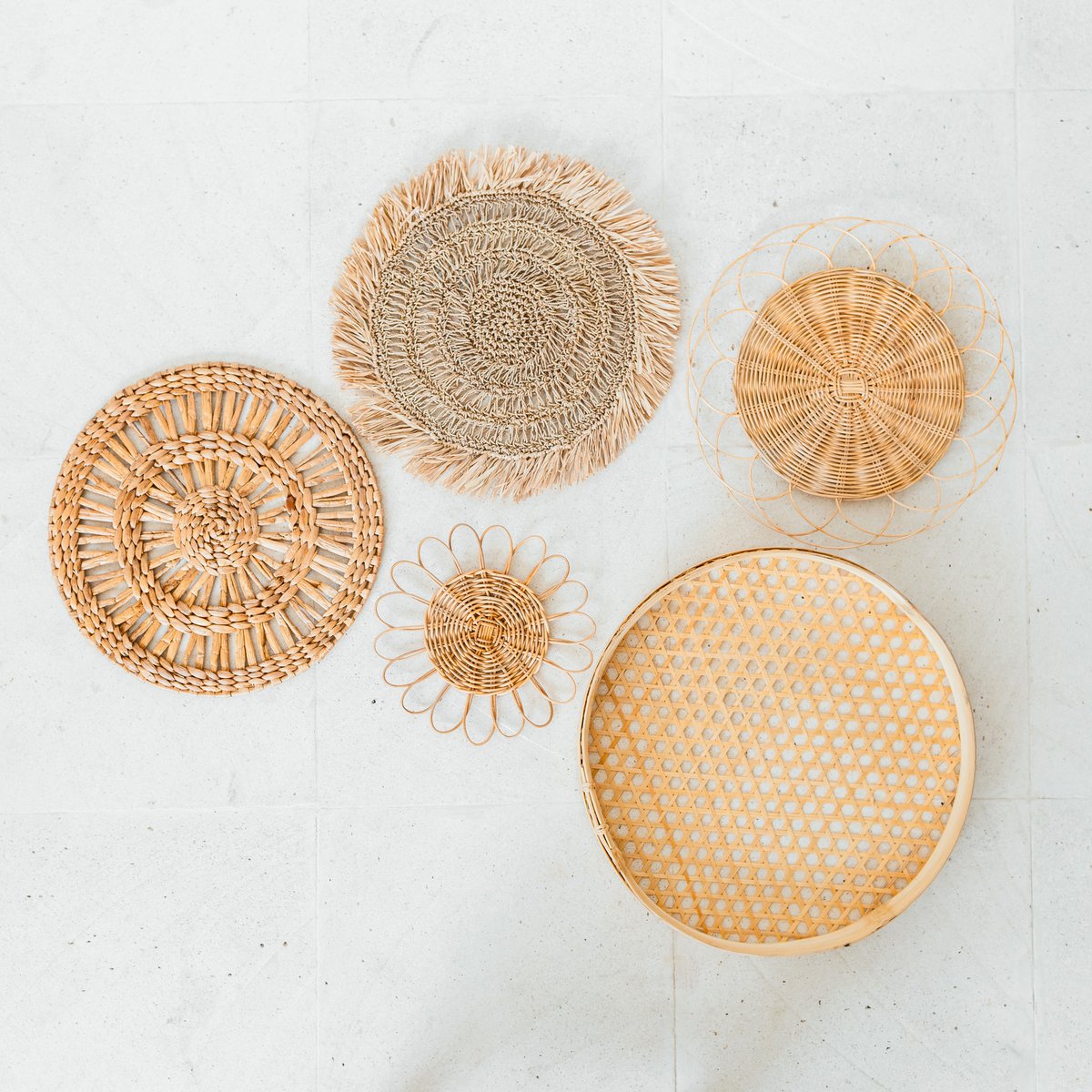 Boho wanddecoratieset |  rotan muurmanden |   handgemaakte set van 5 wandborden (Ø 15-45 cm)