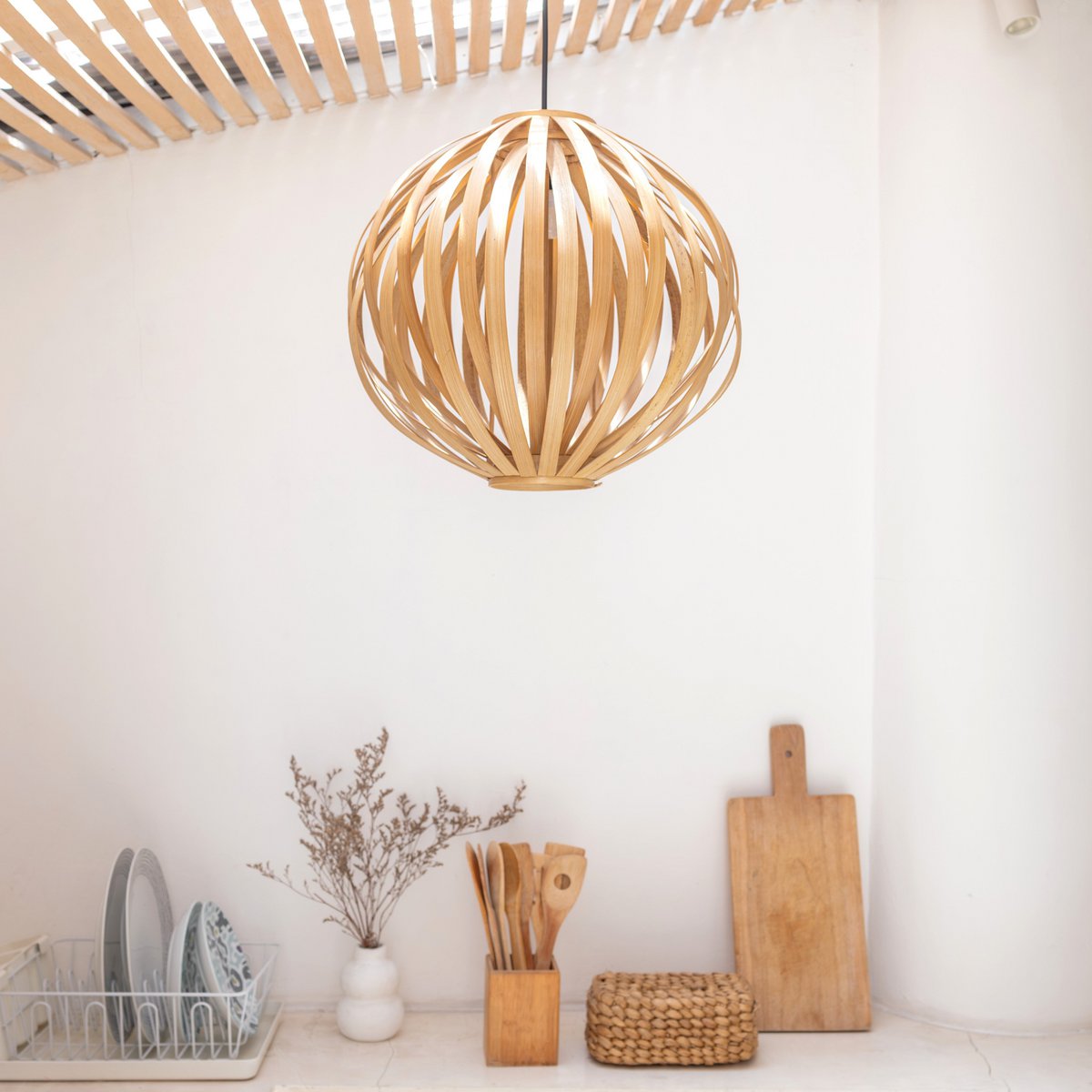 Bamboo lamp Natural lampshade UBUD Spherical ceiling lamp Pendant lamp made of natural fibers