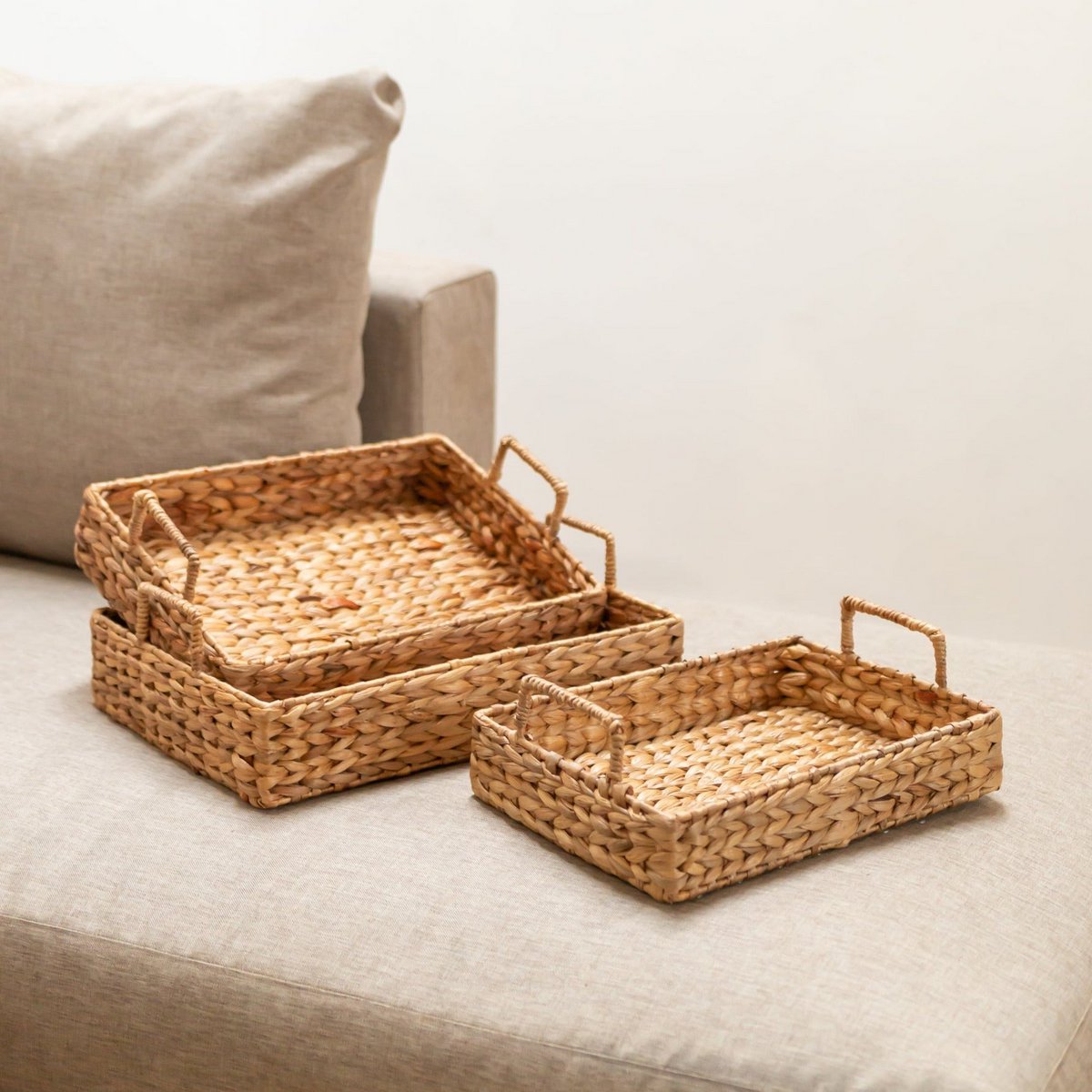 BESAKIH water hyacinth tray (3 sizes)